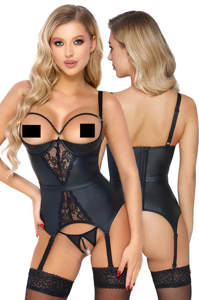 Abierta Fina Suspender Shirt and Thong