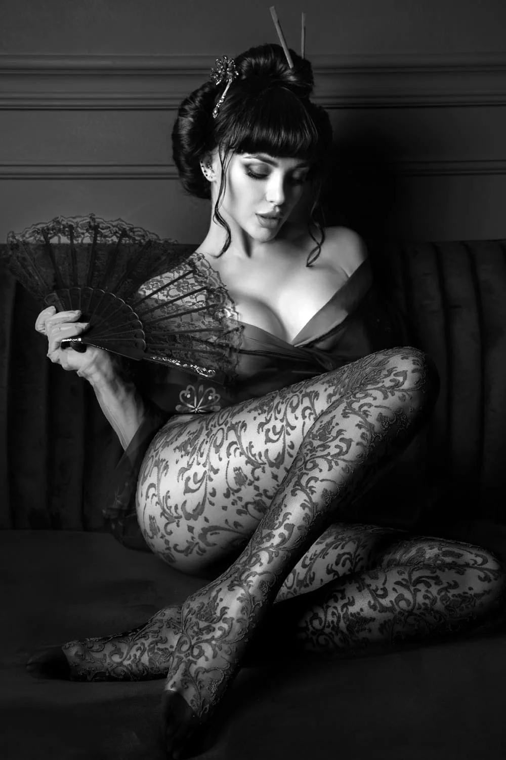 Black Secret BS135 Crotchless Tights - Image 4