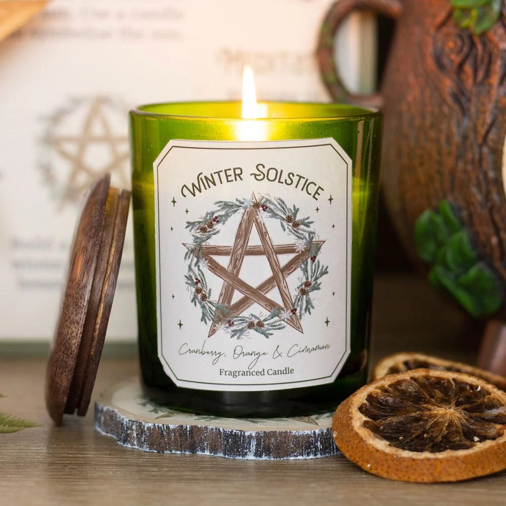 Cranberry, Orange and Cinnamon Candle - Image 3
