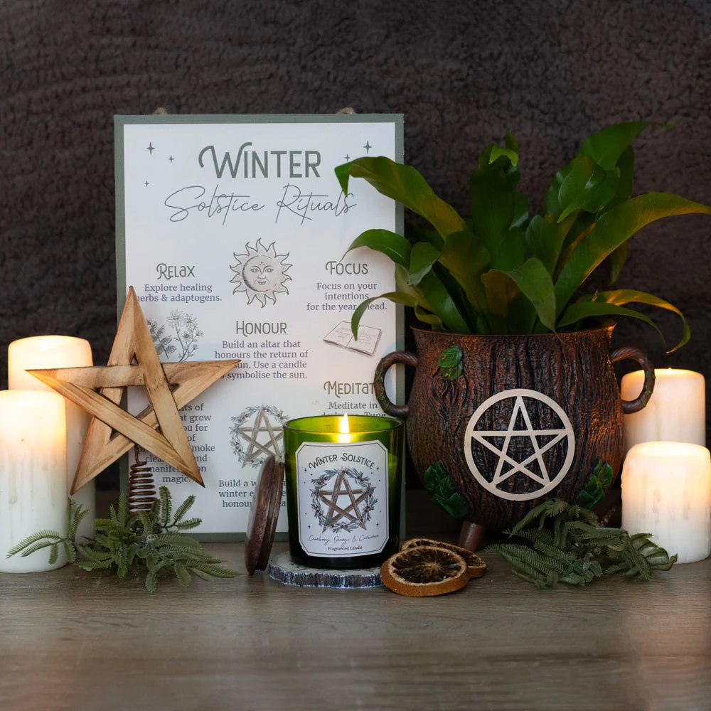 Cranberry, Orange and Cinnamon Candle - Image 4