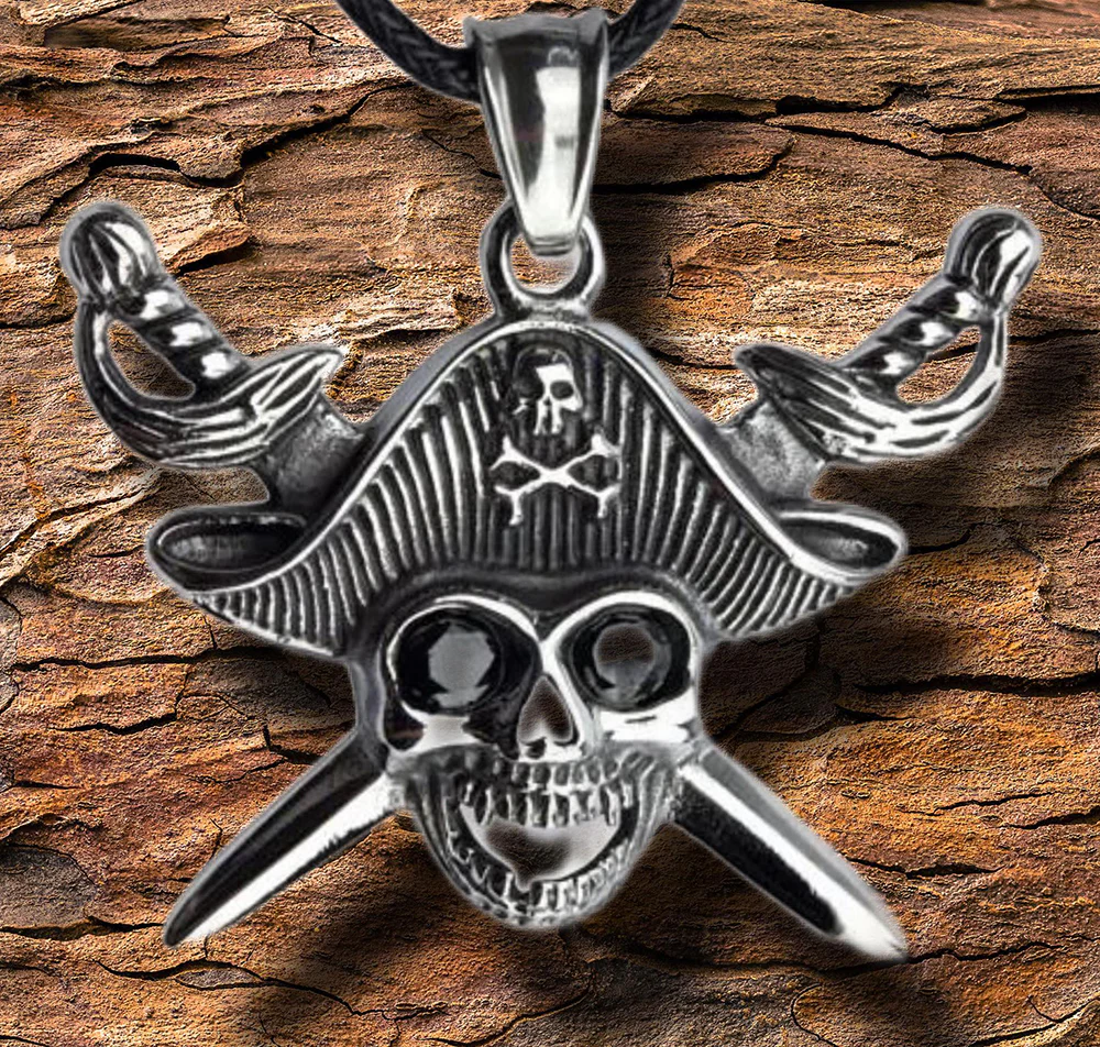 Echt etNox Pirate Pendant - Image 4