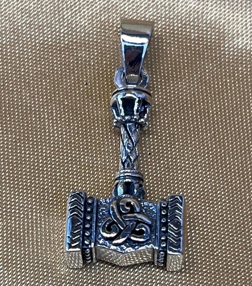 etNox Celtic Axe Pendant 925 Silver - Image 2