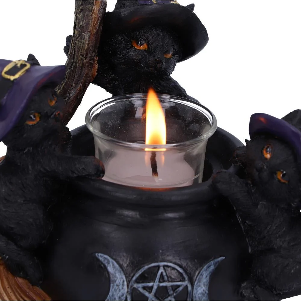 Familiar Cauldron Witches Cat Candle Holder - Image 2