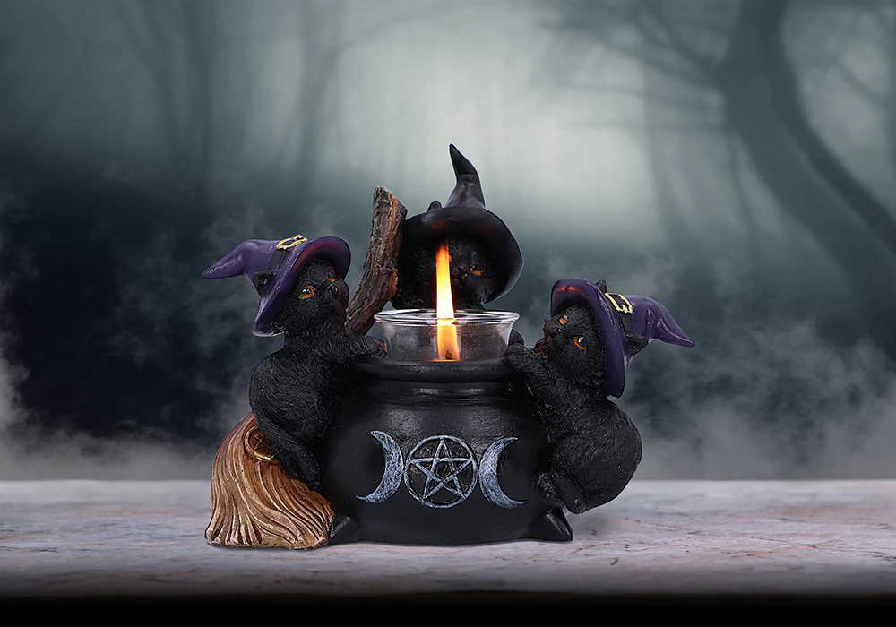 Familiar Cauldron Witches Cat Candle Holder - Image 7