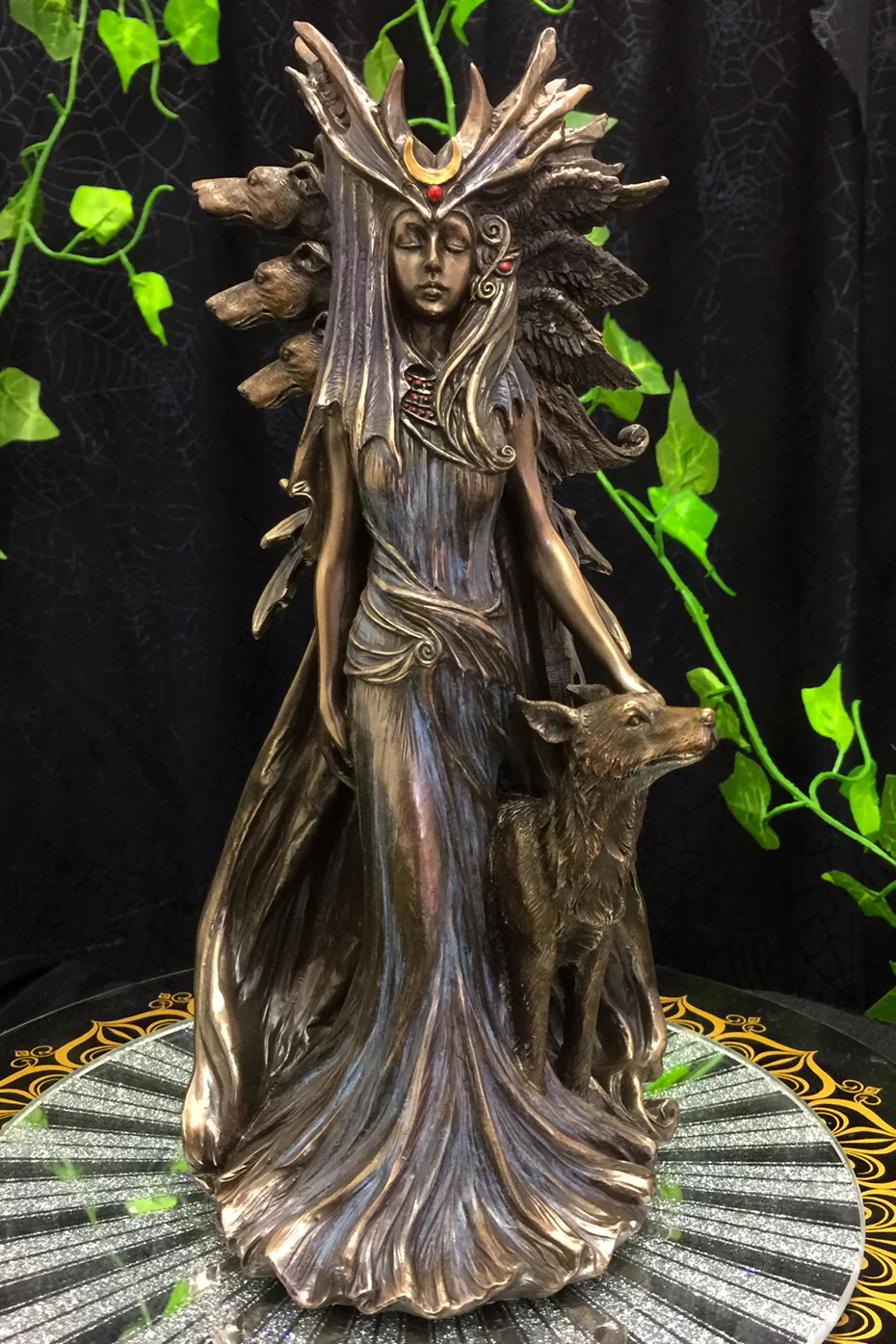 Marc Potts Hekate Bronze - Image 4