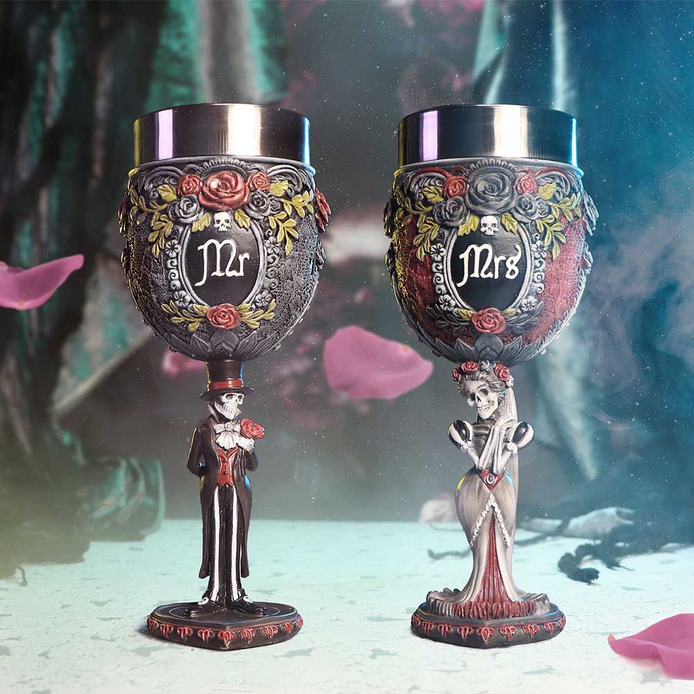 Mr and Mrs Goblets - Image 8