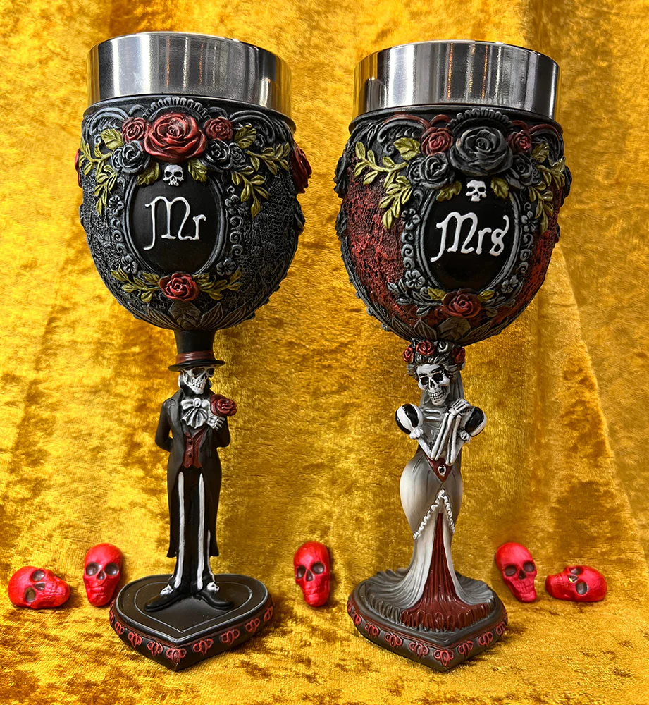 Mr and Mrs Goblets - Image 9
