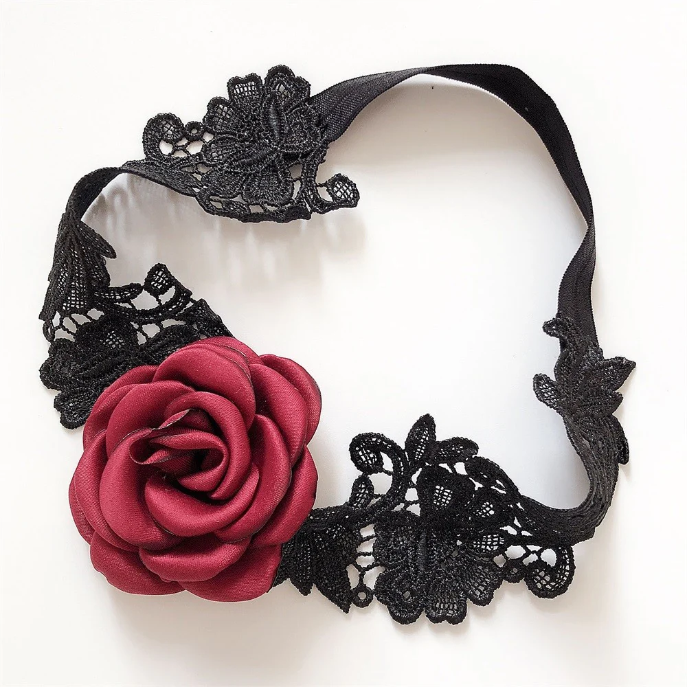 Rose and Heart Lace Garter Set - Image 5