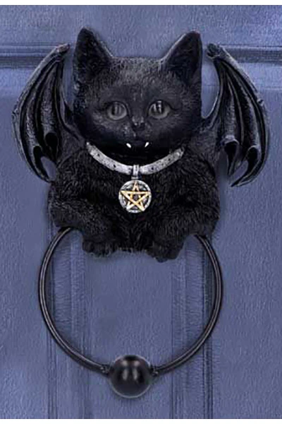 Vampuss Door Knocker