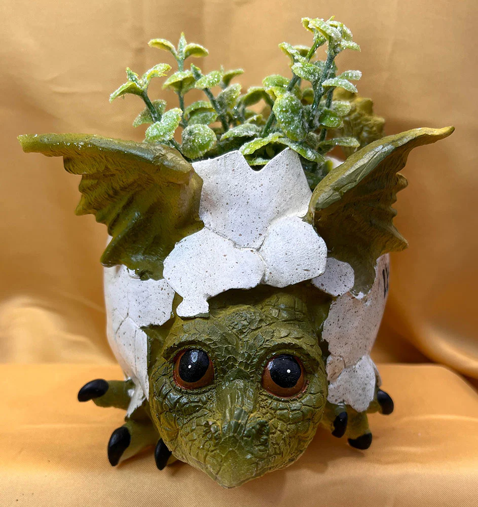 Welcome Friends Baby Dragon Pot - Image 3