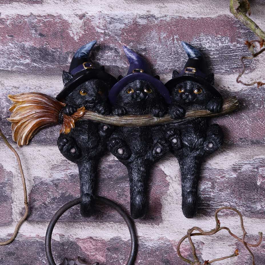 Witches Helpers Key Hanger - Image 2