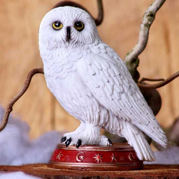 Wizard's Familiar Owl Figurine - Image 7
